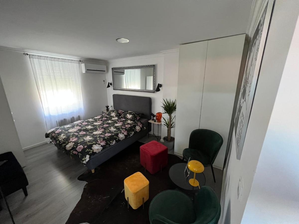 Center City Apartment Zagreb Ngoại thất bức ảnh