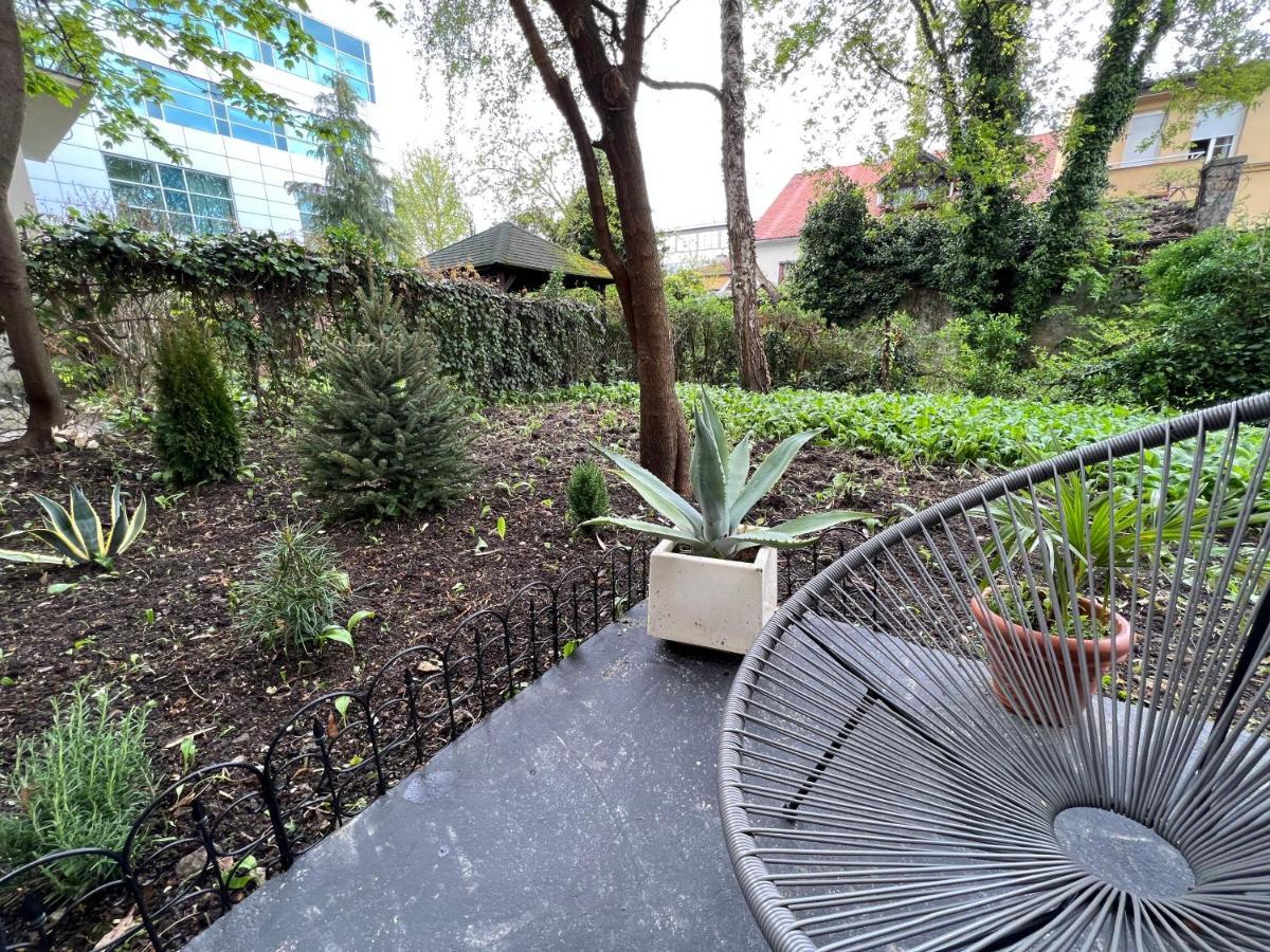 Center City Apartment Zagreb Ngoại thất bức ảnh